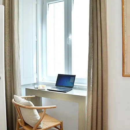 Bright And Spacious Three Bedroom Apt In The Heart Of Lisbon Exterior photo