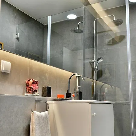 Bright And Spacious Three Bedroom Apt In The Heart Of Lisbon Exterior photo