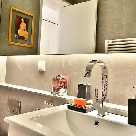 Bright And Spacious Three Bedroom Apt In The Heart Of Lisbon Exterior photo
