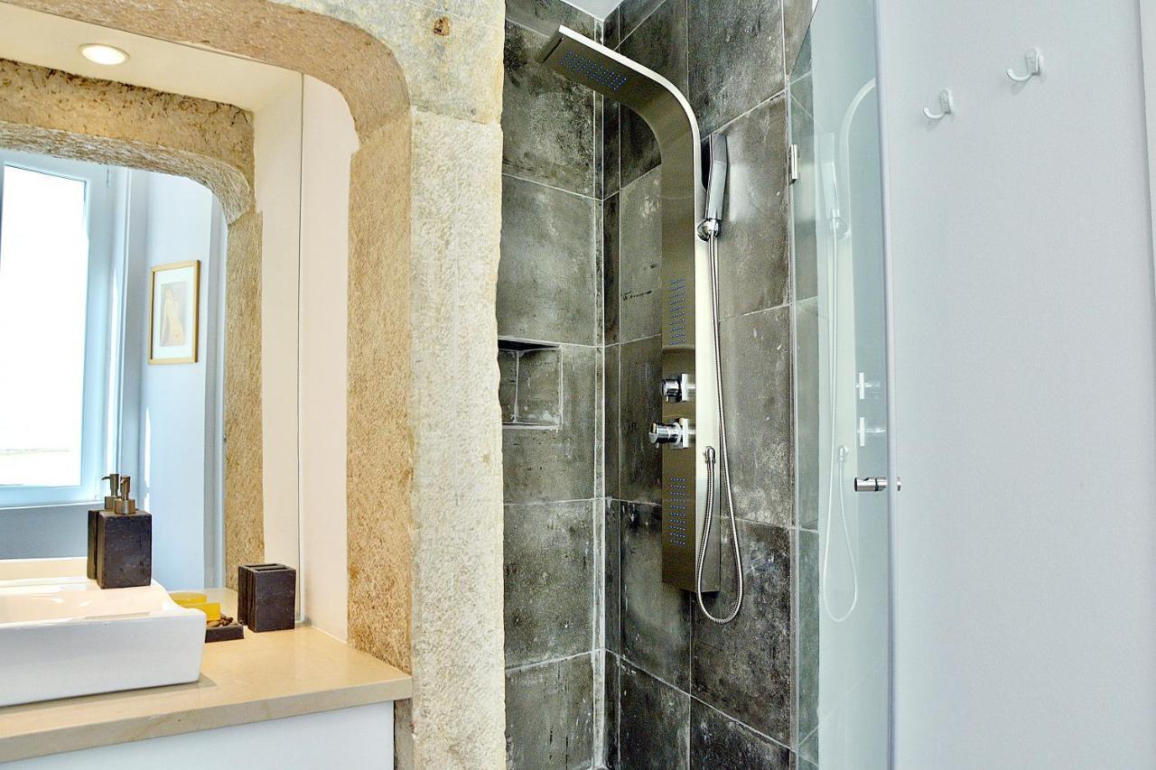 Bright And Spacious Three Bedroom In The Heart Of Lissabon